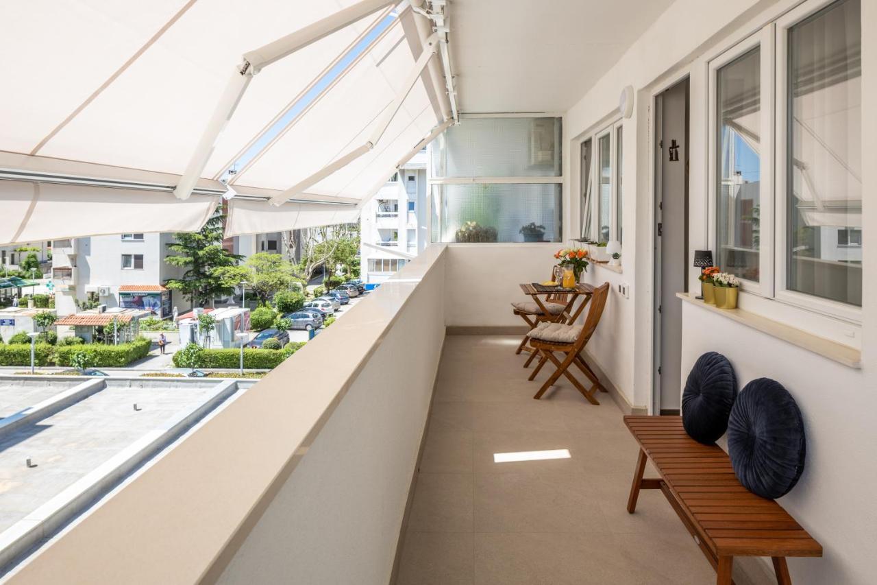 Apartment Nova 4* Dugi Rat Esterno foto